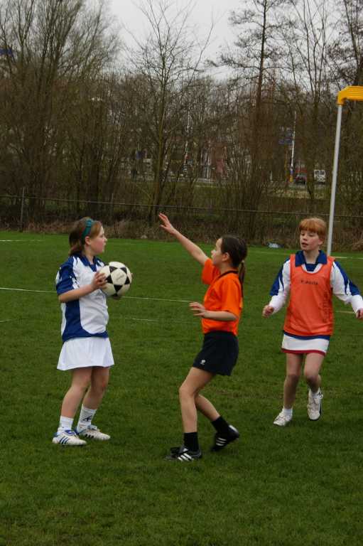 Korfbal E2 3 april 2010-2.JPG